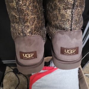 UGG size 8 Brown Shearling Classic Tall Leopard Glitter Boot
